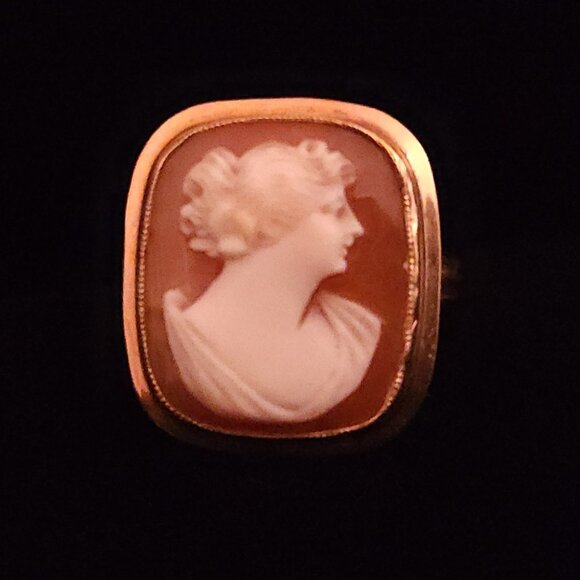 Vintage Mid-Century Cameo 10k Yellow Gold Ring Size 8 - Picture 2 of 7